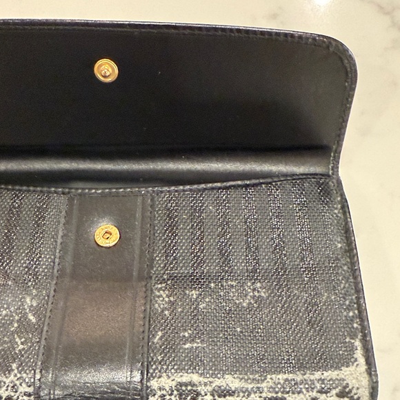 Fendi Black Textured Leather Wallet - Picture 9 of 10